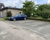 Eigener PKW-Stellplatz