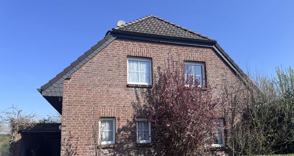 Jetzt neu: Haus zum Kauf in Rees