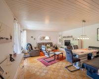 Wohn - und Esszimmer