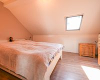Schlafzimmer DG