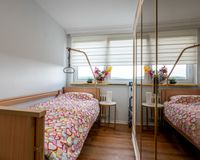 Zimmer _ Büro