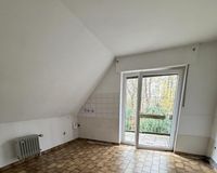 separate Küche mit Balkon 