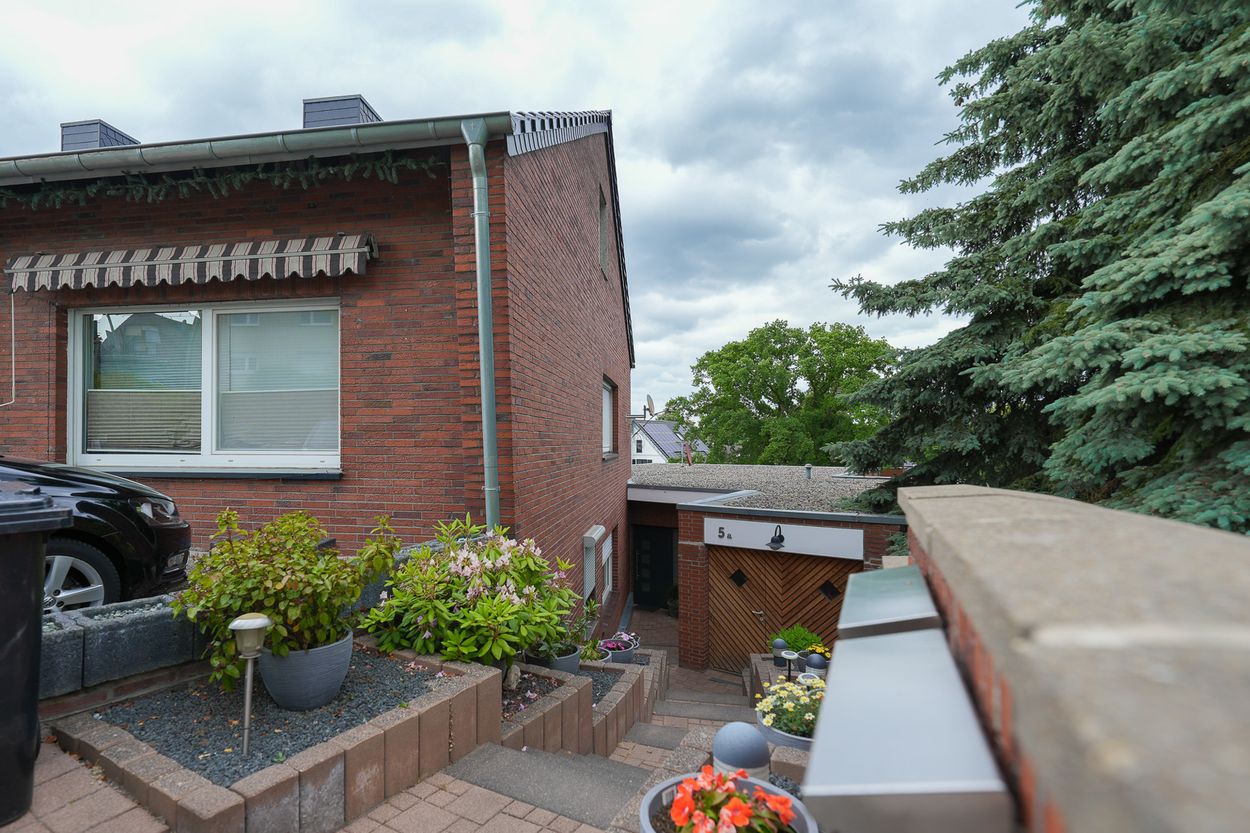 Ruhig. Charmant. Mit Gartenoption – Ihr neuer Rückzugsort mit Wintergarten, Terrasse und Potenzial.