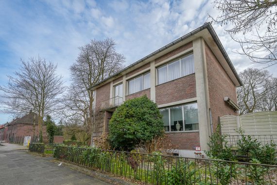 Naturnah/Zentral auf 157 m² Wohnfläche + ca. 97 m² ELW + 79 m² Gewerbefläche und Wald-Baugrundstück