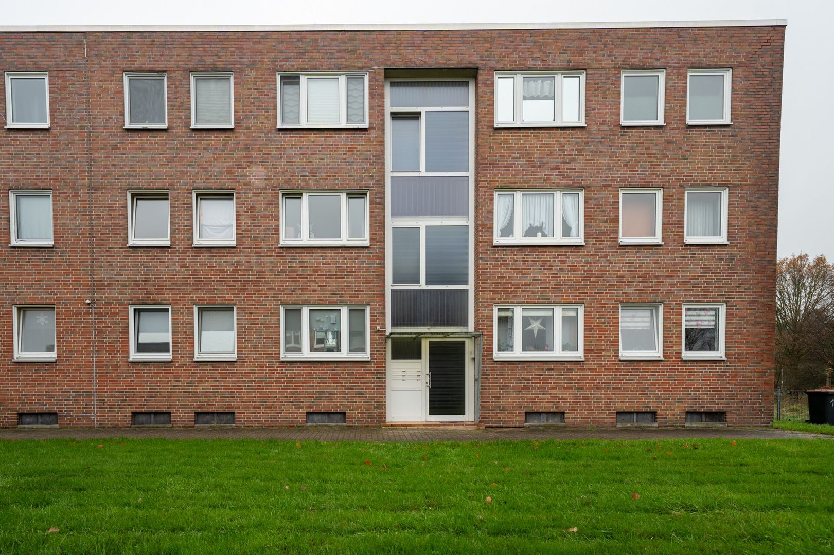 Balkon mit Blick ins Grüne – perfekte Wohnung für Familien & Paare