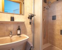 Badezimmer 2