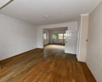 Blick von Wohnzimmer ins Esszimmer