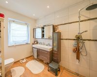 Badezimmer EG