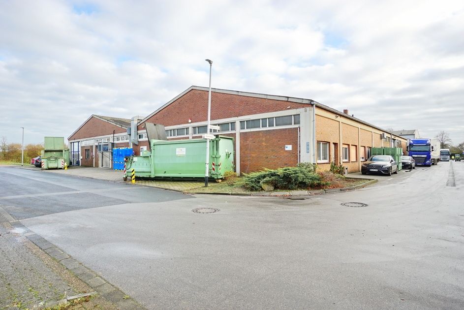 Issum-Sevelen: Gewerbepark Hallen von 200 m² bis 722 m²