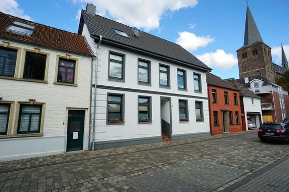Sonsbeck: Saniertes Stadthaus