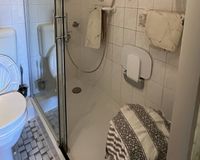 ... barrierefreier Dusche