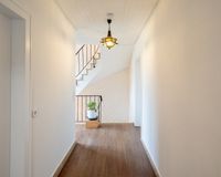 Flur _ Treppenhaus ins Dachgeschoss