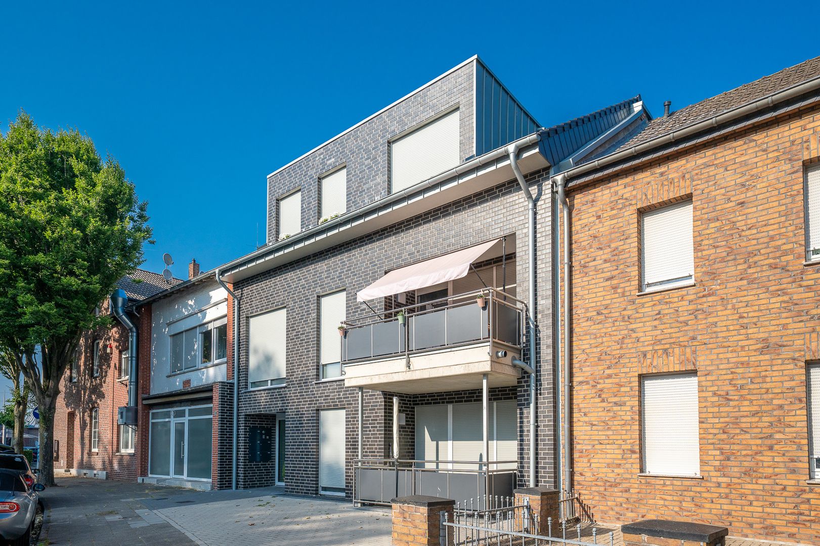Frühling im neuen Zuhause: Moderne EG-Wohnung mit Terrasse & Wohlfühlcharakter