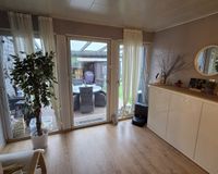 Leseecke und Austritt auf die Terrasse