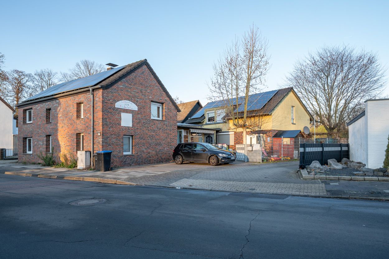 Vielseitiges Wohnensemble mit Kita & zwei Häusern – ruhige Lage mit Renditepotenzial