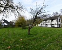 Seiten-/Strassenansicht