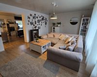 Wohnzimmer mit Kamin