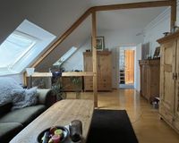 Ein weiterer Wohnraum im DG