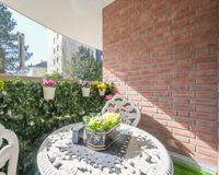 8 Überdachter Balkon