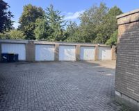 Garage auf dem Hof 