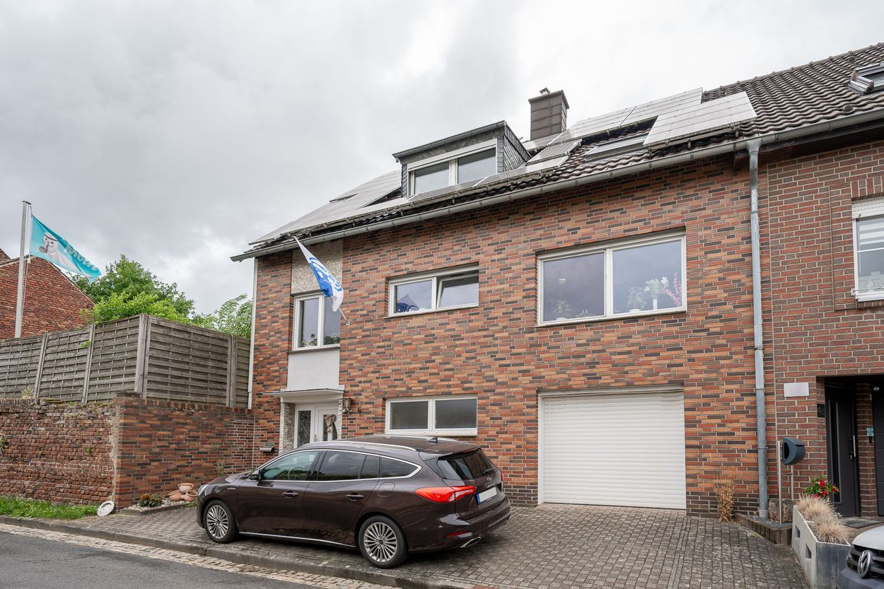 Zuhause ankommen – Familien(t)räume auf drei Ebenen