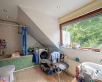 13 Badezimmer OG